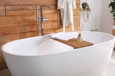 Deep-Soak Bathtub